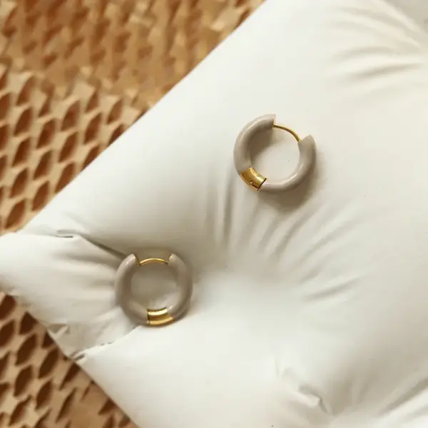 Wholesale PVD Coated Real Gold Plated 18K Gold Round 304 Stainless Steel Fashion Waterproof Non Tarnish Hoop Earrings