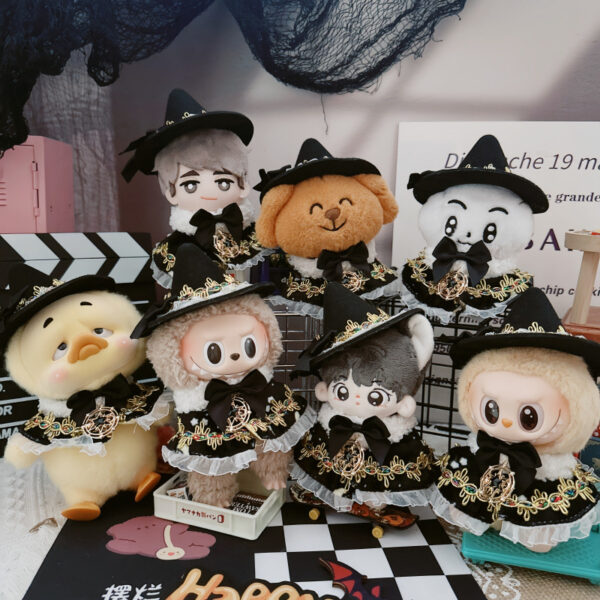 Wholesale Doll clothes keychains, Halloween hats, and dress-up toys