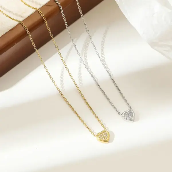 Wholesale PVD Coated 18K Gold Platinum Real Gold Plated Heart Shape 304 Stainless Steel Simple Style Waterproof Non Tarnish 304 Stainless Steel Pendant Necklace