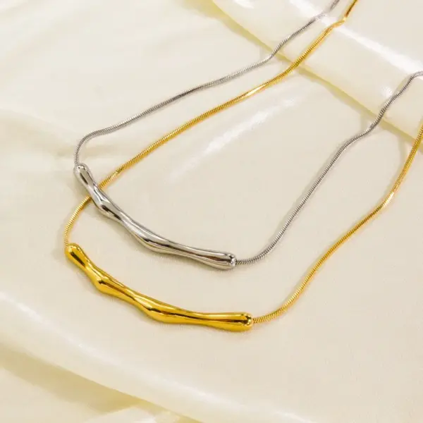 oly-0f2524ff0d8e48bda679c27969e754cc Wholesale PVD Coated 18K Gold Real Gold Plated Geometric 304 Stainless Steel Simple Style Waterproof Non Tarnish 304 Stainless Steel Necklace