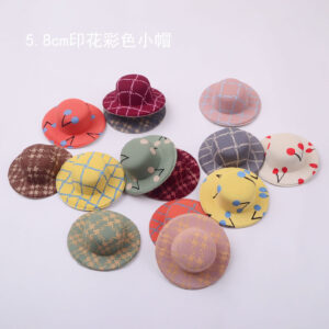 Wholesale Mobile phone pendant perfume holder hat ornaments doll accessories diy hand-made Meng Qiqi hat vintage printing 5.8CM