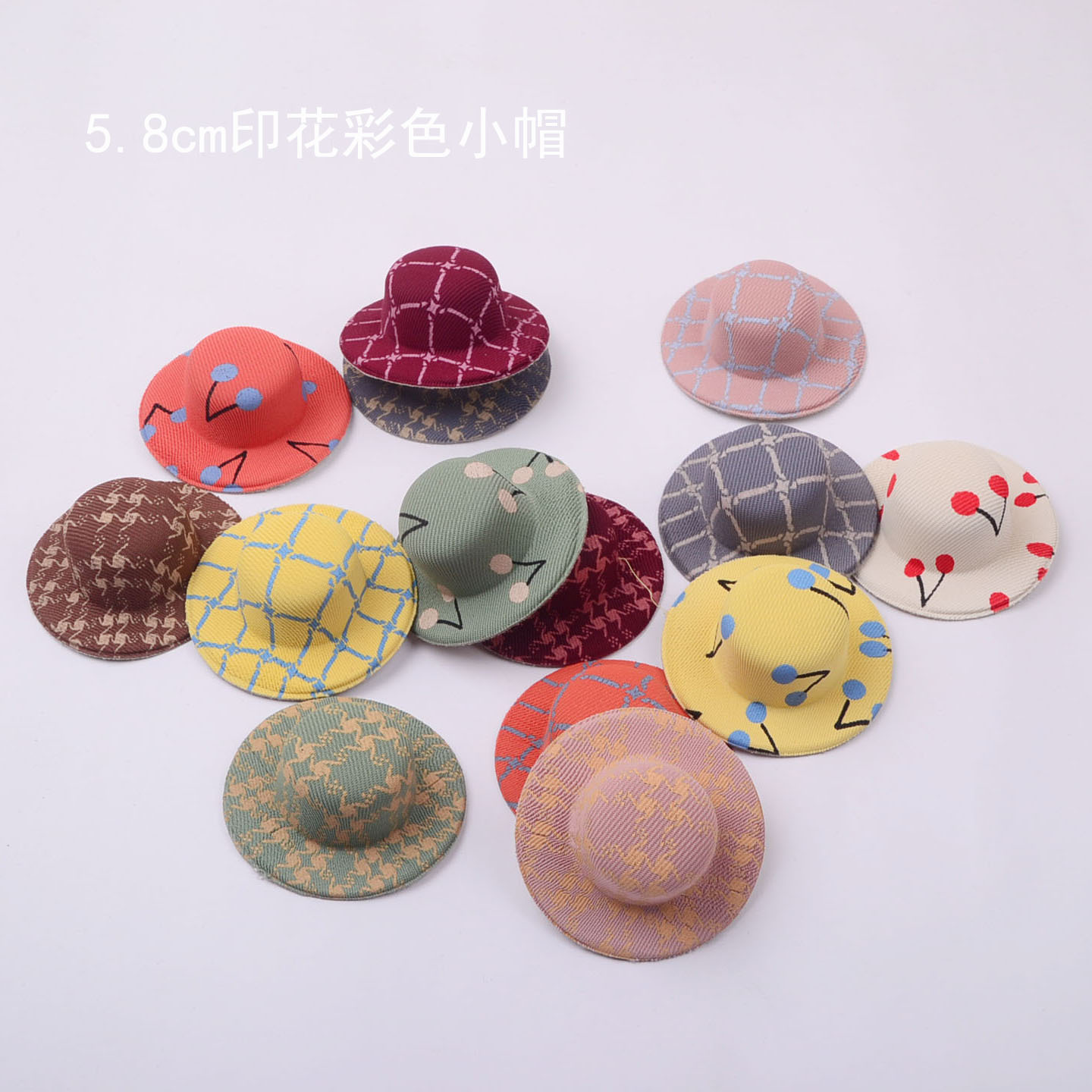 Wholesale Mobile phone pendant perfume holder hat ornaments doll aessories diy hand-made Meng Qiqi hat vintage printing 5.8CM
