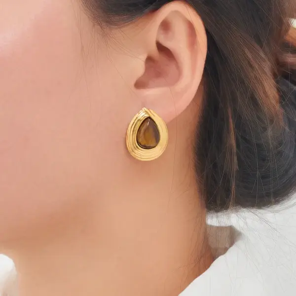 Wholesale PVD Coated 18K Gold Plated Water Droplets 304 Stainless Steel Retro Baroque Style Classic Style Waterproof Non Tarnish Ear Studs