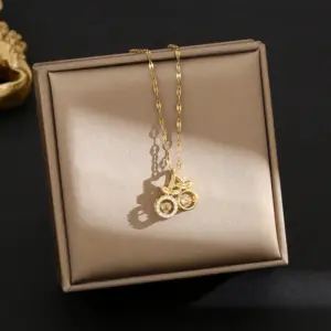 8299-Gold