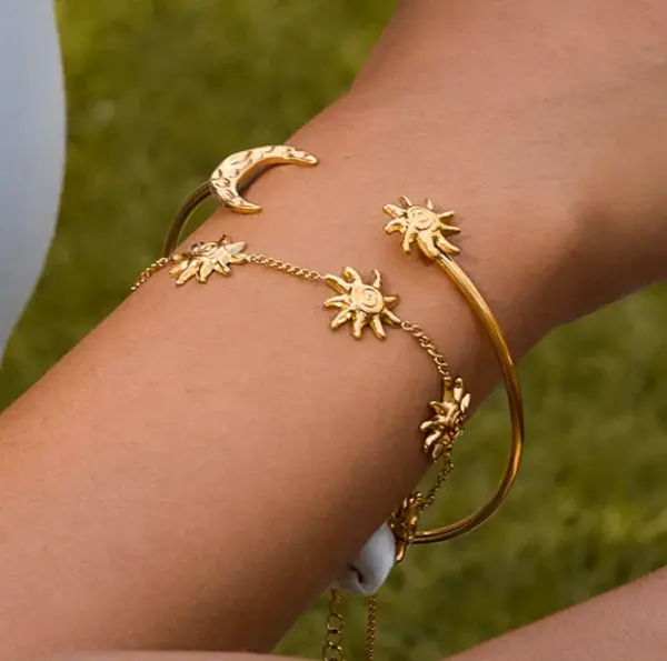 Stainless Steel Ball PVD Coated Real Gold Plated Simple Style Waterproof Non Tarnish Gold Bangle