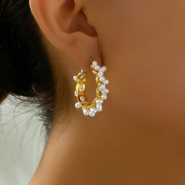 Wholesale 1 Pair Elegant Cute Sweet Flower Beaded Pearl 201 Stainless Steel 18K Gold Plated Earrings