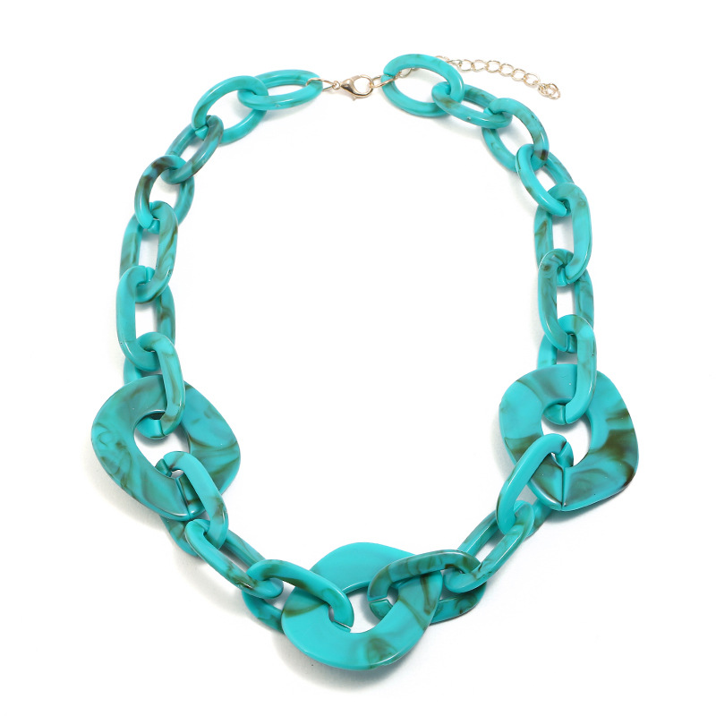 Wholesale European and American exaerated personalized lock ing necklace exquisite resin rendering women's plate necklace sply cross-border