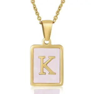 Pink Shell K (Including Chain) / 18K