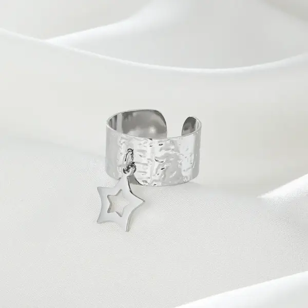 Wholesale 304 Stainless Steel Star PVD Coated 14K Gold Plated 18K Gold Plated Simple Style Waterproof Non Tarnish Gold Charm Rings