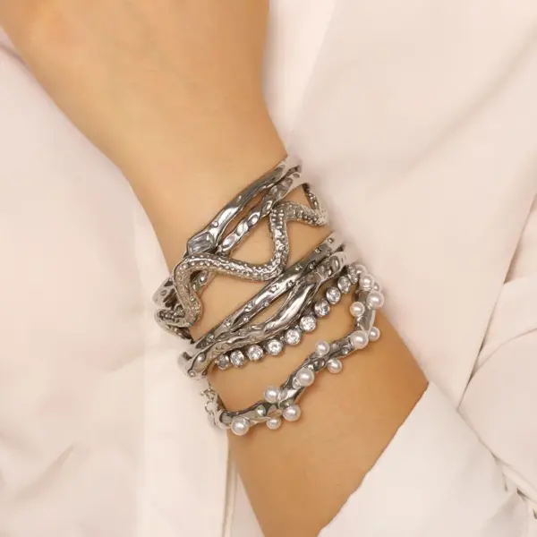 Wholesale 304 Stainless Steel Geometric Round Square PVD Coated Artificial Pearls Rhinestones Zircon 18K Gold 18K Real Gold Plated Real Gold Plated Glam Classic Style Waterproof Non Tarnish Asymmetrical Polishing Gold Cuff Bracelets Bangle