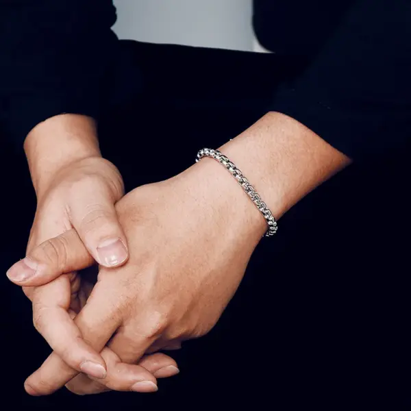 Wholesale Fashion Solid Color Titanium Steel Bracelets