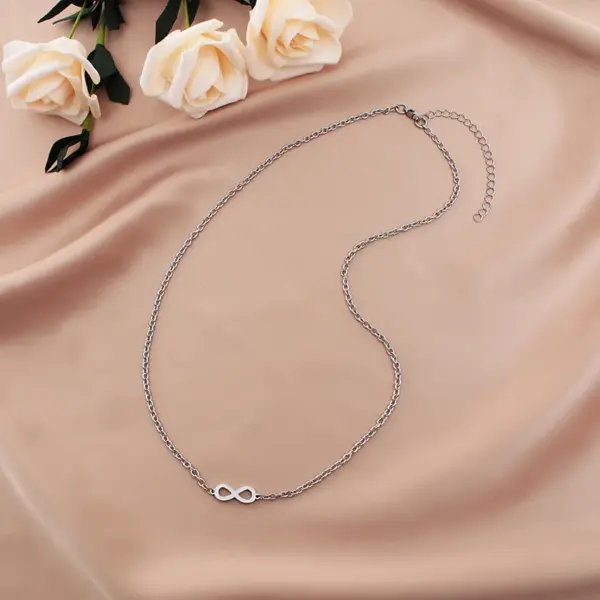 Wholesale New Simple Titanium Steel Heart-shape Number 8 Lucky Necklace