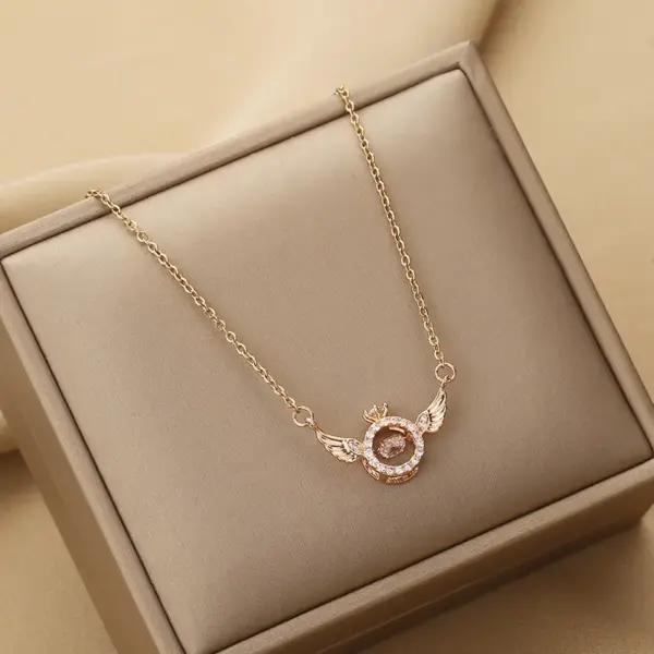 Wholesale Real Gold Plated Star Wings 304 Stainless Steel Simple Style Waterproof Non Tarnish Pendant Necklace