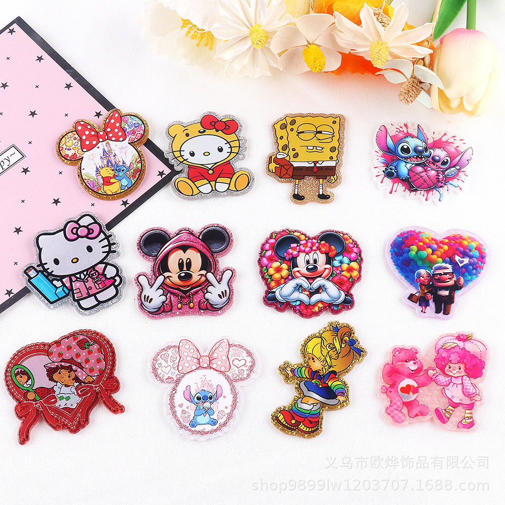 Wholesale Cute cartoon character and animal aessories in acrylic