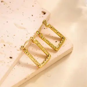 Eh094 Earrings / Gold