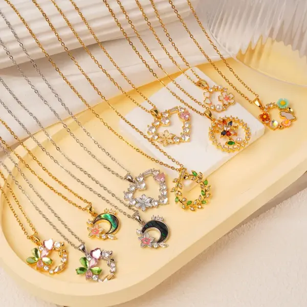 Wholesale Jewelry Retro Classic Style Heart Shape Flower 304 Stainless Steel Copper Cable Chain Pendant Necklace