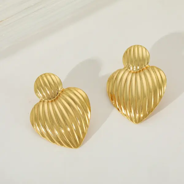Wholesale 1 Pair Cute Simple Style Round Heart Shape 304 Stainless Steel 18K Gold Plated Ear Studs