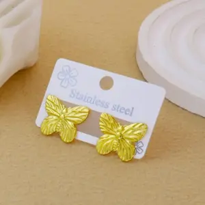 Gold / Average Size / Style 62