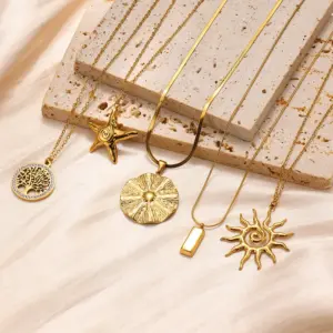 Wholesale Jewelry Glam Luxurious Classic Style Round Sun Starfish 304 Stainless Steel Cable Chain Snake Chain Pendant Necklace