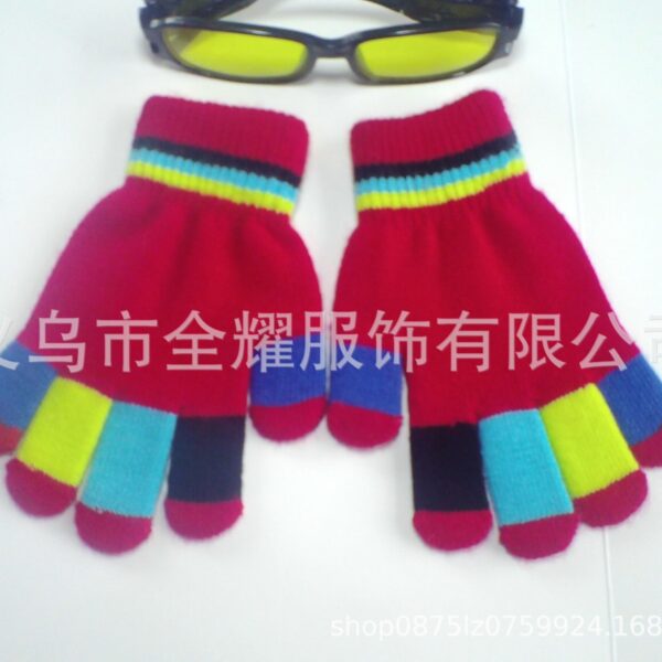 Wholesale Winter five color warm knitted yarn children's gloves