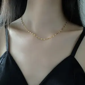 16 [H617] Lip Chain Necklace / Gold