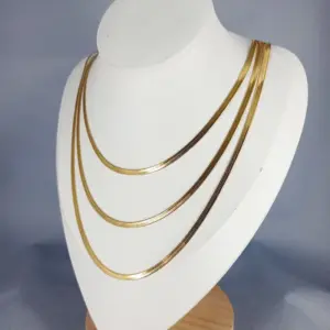 A [86186] Three Layers Blade Chain / Gold