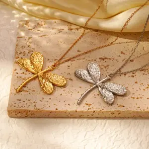 Wholesale 304 Stainless Steel Dragonfly Electroplated Golden Plated Vintage Style Commute Waterproof Non Tarnish Plating Cable Chain Pendant Necklace