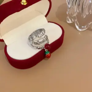 121# Ring-Silver-Red