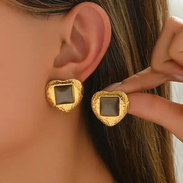 Wholesale 304 Stainless Steel Geometric PVD Coated Glass Real Gold Plated Real Gold Plated Casual Simple Style Waterproof Non Tarnish Ear Studs