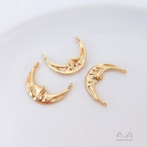 17x 13.3mm Moon Figure Pendant_1