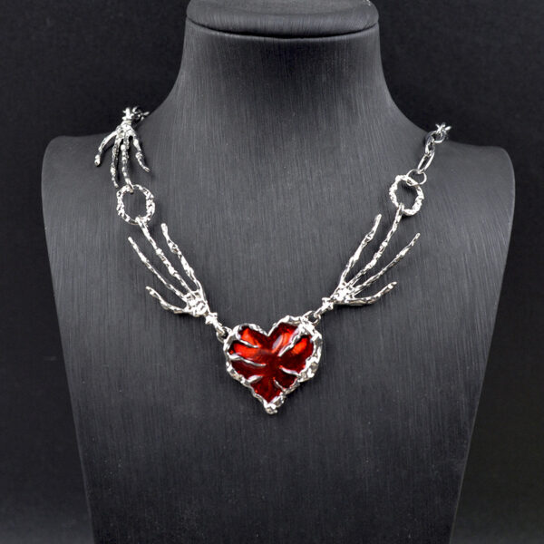 oly-112f3ec7b5d3f5b8aef5ecad686fa112 Wholesale Korean and Japanese Style Ins Millennium Dark Red Oil Drop Necklace with Exaggerated Design Claw Splicing Heart Clavicle Chain