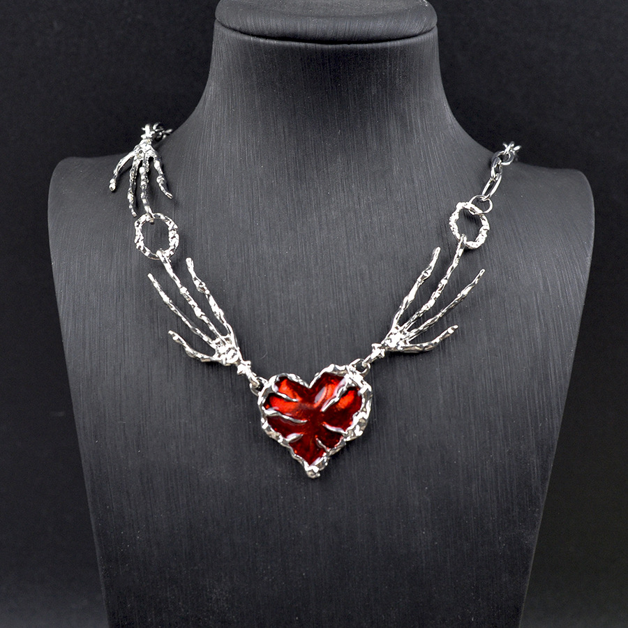 Wholesale Korean and Japanese Style Ins Millennium Dark Red Oil op Necklace with Exaerated Design Claw Splicing Heart Clavicle Chain