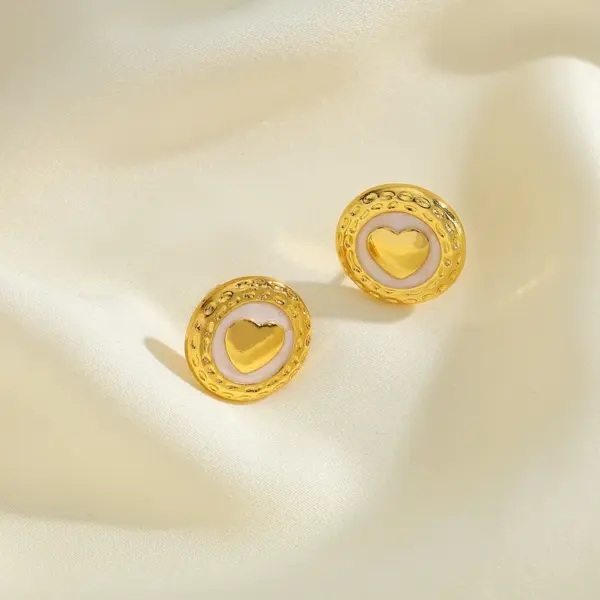 Wholesale Geometric Heart Shaped Stainless Steel 18K Gold Plated Earrings Fashionable Casual Elegant Cute Polished Finish For All Seasons