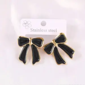 Bow Tie + Black / 18k