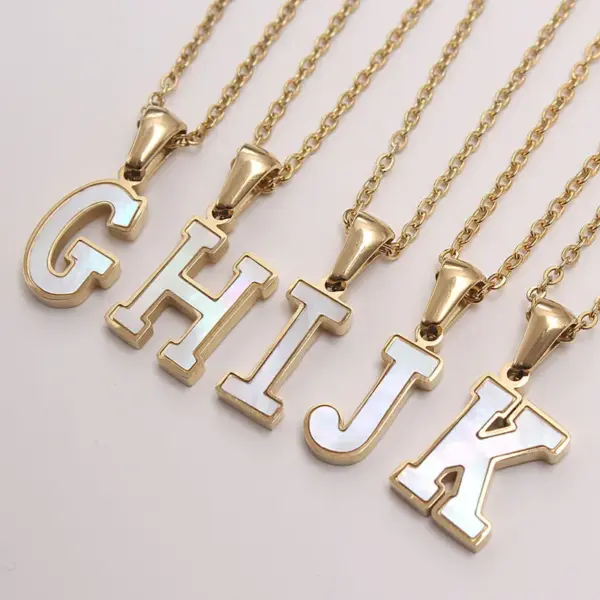 Wholesale Jewelry Simple Style Commute Letter 304 Stainless Steel Shell Gold Plated Plating Inlay Pendant Necklace