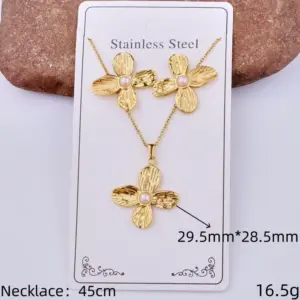 Gold / 29.5mm*28.5mm / 1 Piece