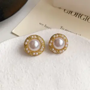 8-Golden Circle Pearl Stud Earrings