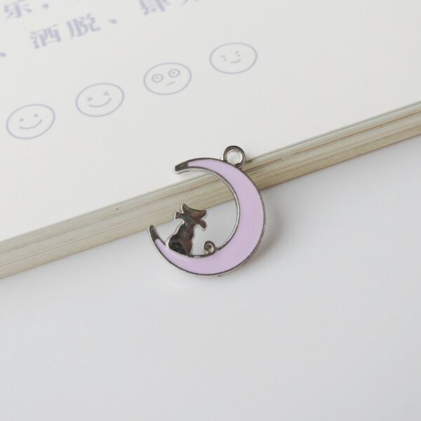 oly-11ae6aa3794146d376b1b8fde89b35f6 Wholesale Moon Cat Oil opping Alloy Jewelry Pendant Charms