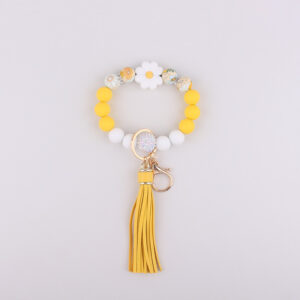 Daisy white yellow