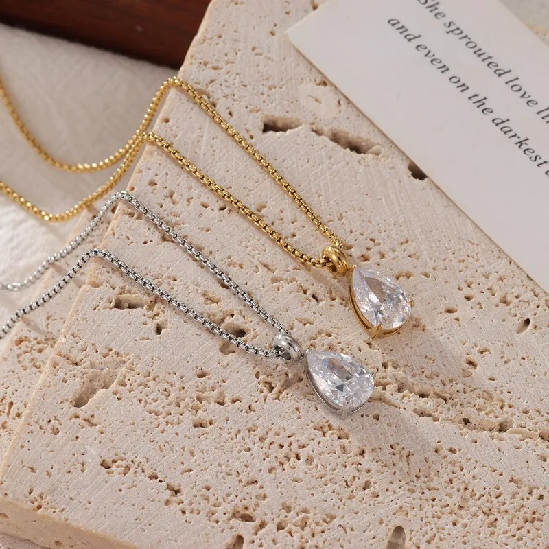 Wholesale Ion Plating (IP) 16K Gold Real Plated Water oplets 304 Stainless Steel Vintage Style Shiny Waterproof Non Tarnish Pendant Necklace