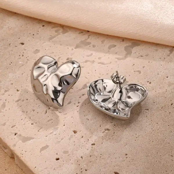 1 Pair/Package Casual Modern Style Red Heart Rhombus Polishing 201 Stainless Steel Earrings