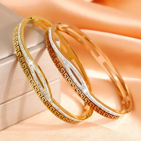 Wholesale Geometric Bangle For Women In Golden Titanium Steel With Electroplated Finish And Rhinestone Inlay