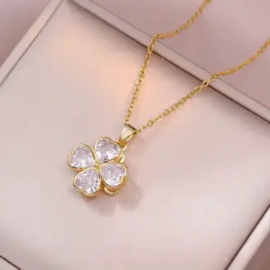 X3341 White Necklace