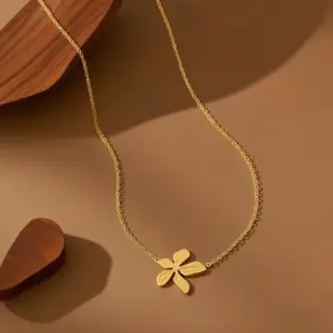 X0346-Five-petal Flower-Necklace- Gold