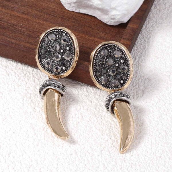 Wholesale ZA Cross-border Personality Trend Retro Light Animal Corner Distressed Earrings High-end Light Luxury All-match Daily Casual