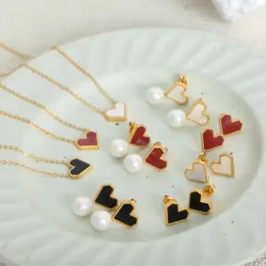 Wholesale 304 Stainless Steel Heart Shape PVD Coated Acrylic Shell 18K Gold Plated Real Gold Plated Elegant French Style Waterproof Non Tarnish Plating Inlay Gold Bracelets Earrings Necklace