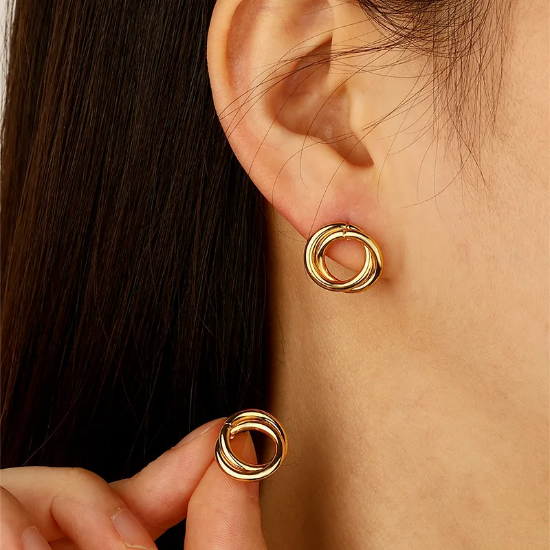 Wholesale 1 Pair Simple Style Classic Style Round 304 Stainless Steel Imitation Gold Electroplating Ear Studs
