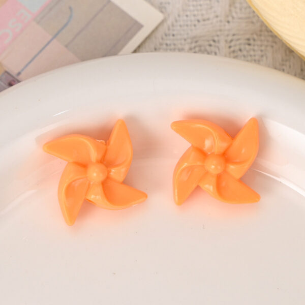 oly-12a2e5d2d2aeaa5fd8f019a9ce77c490 Wholesale Colorful small windmill loose beads with holes and special shaped beads