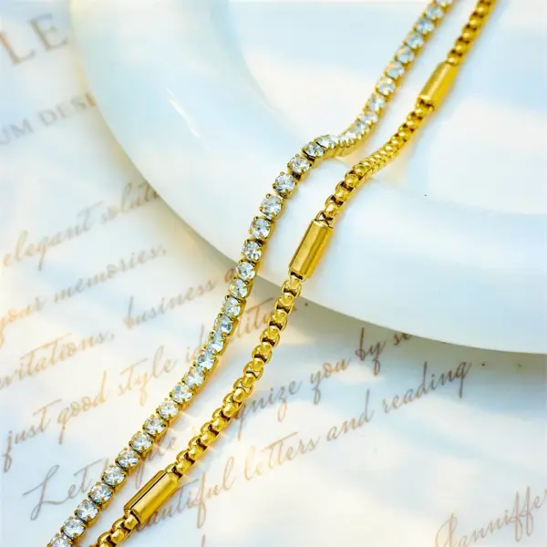 Wholesale PVD Coated 18K Gold Plated Round 304 Stainless Steel Simple Style Commute Waterproof Non Tarnish 304 Stainless Steel Bracelets