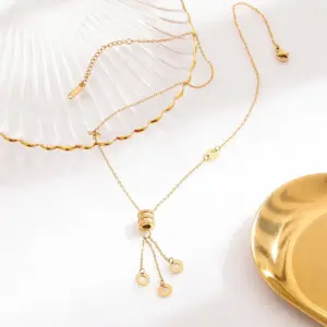 882 / Gold